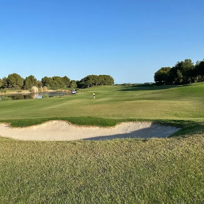 Las Colinas Golf & Country Club