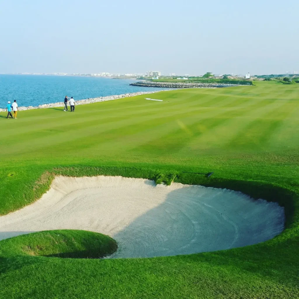 Al Mouj Golf
