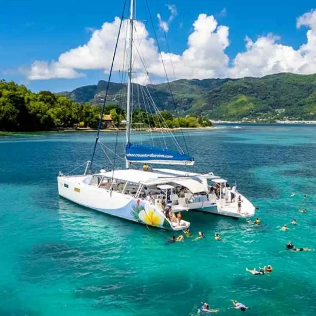 Catamaran aux Seychelles