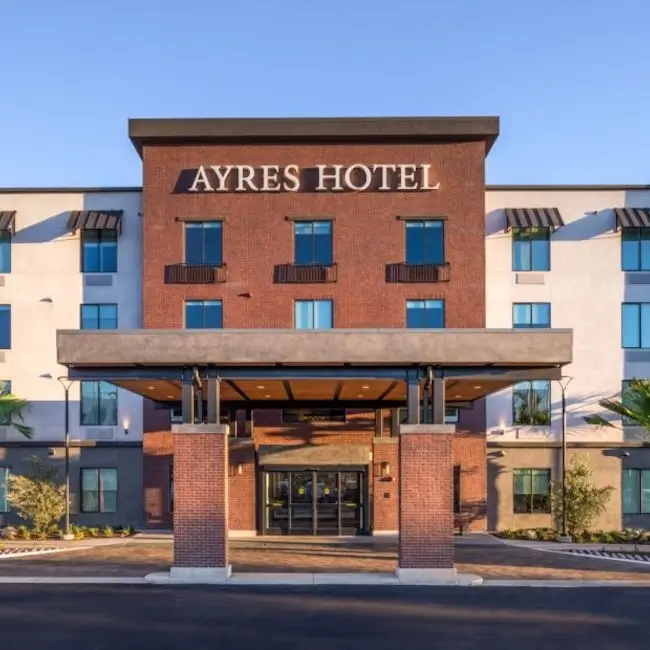 Ayres Hotel