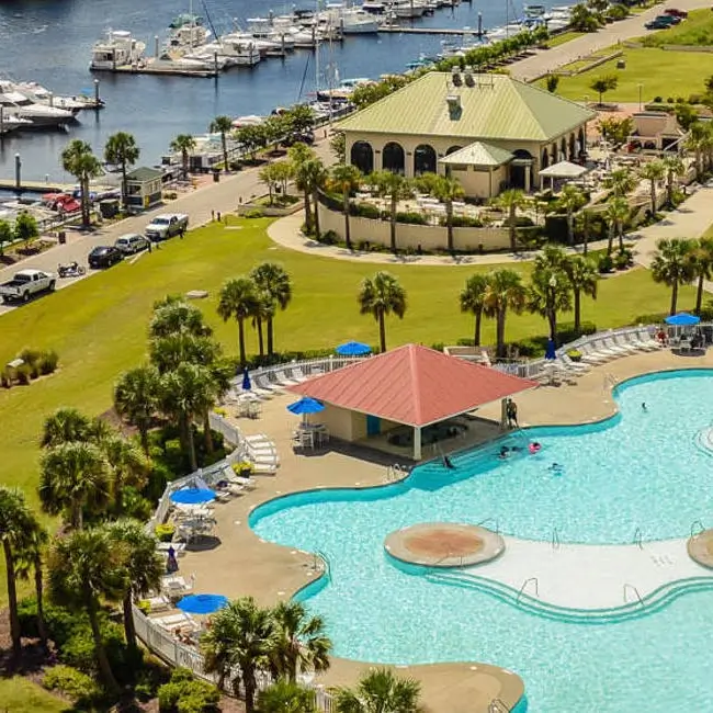 Barefoot Resort & Golf Villas