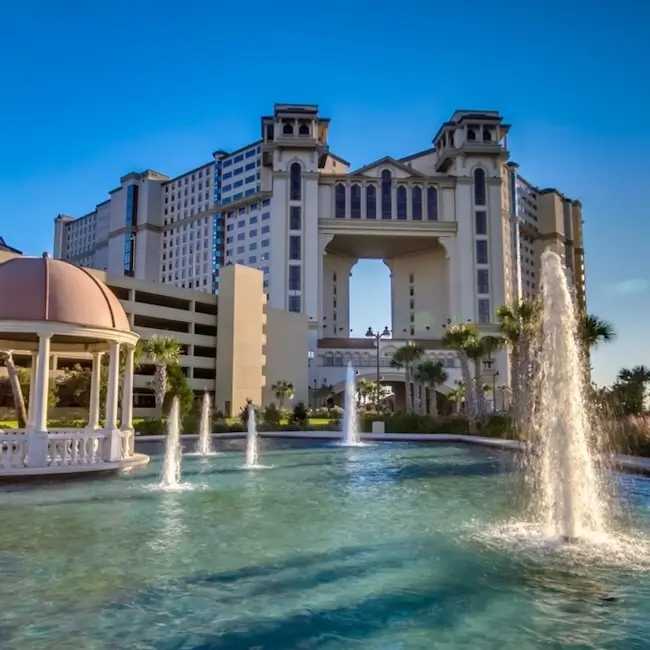 Barefoot Resort & Golf Villas
