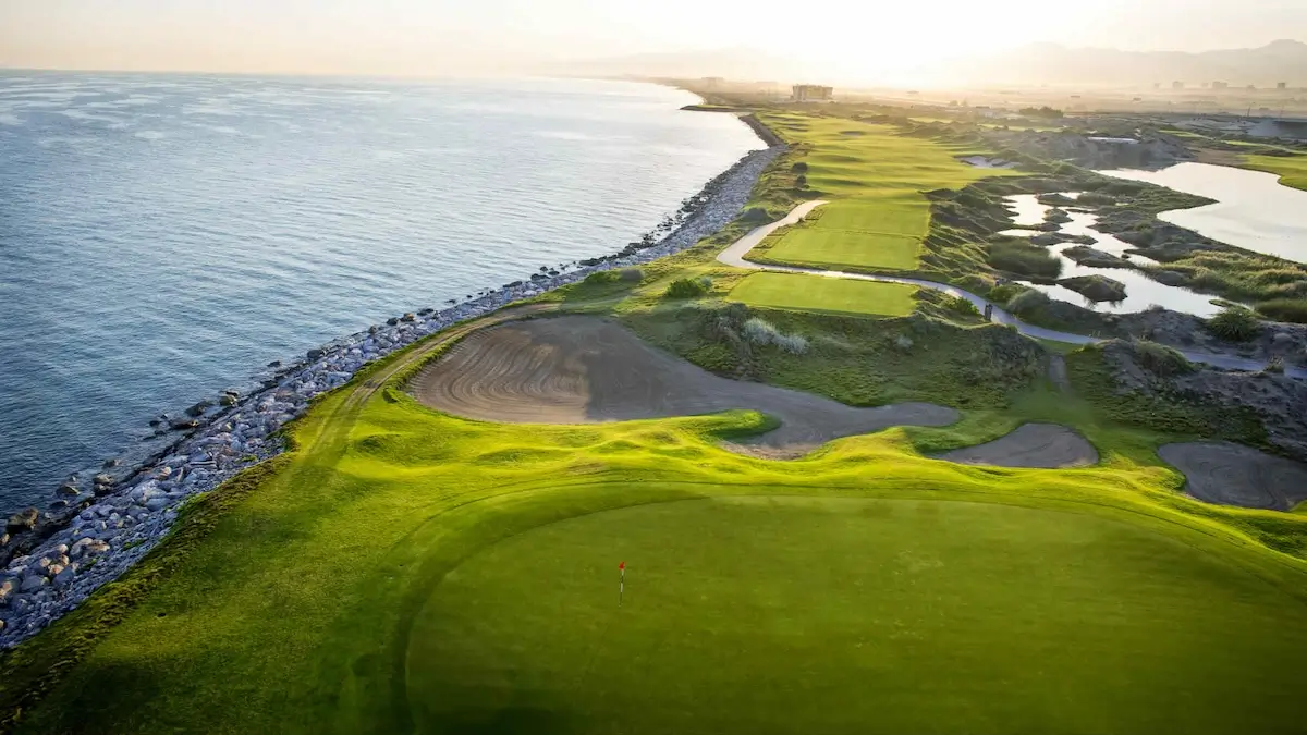 Al Mouj Golf