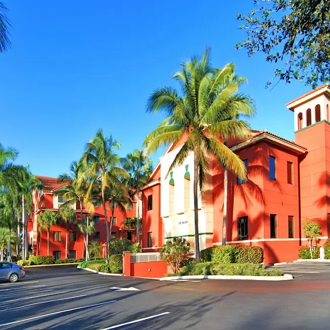 Best Western Plus Palm Beach