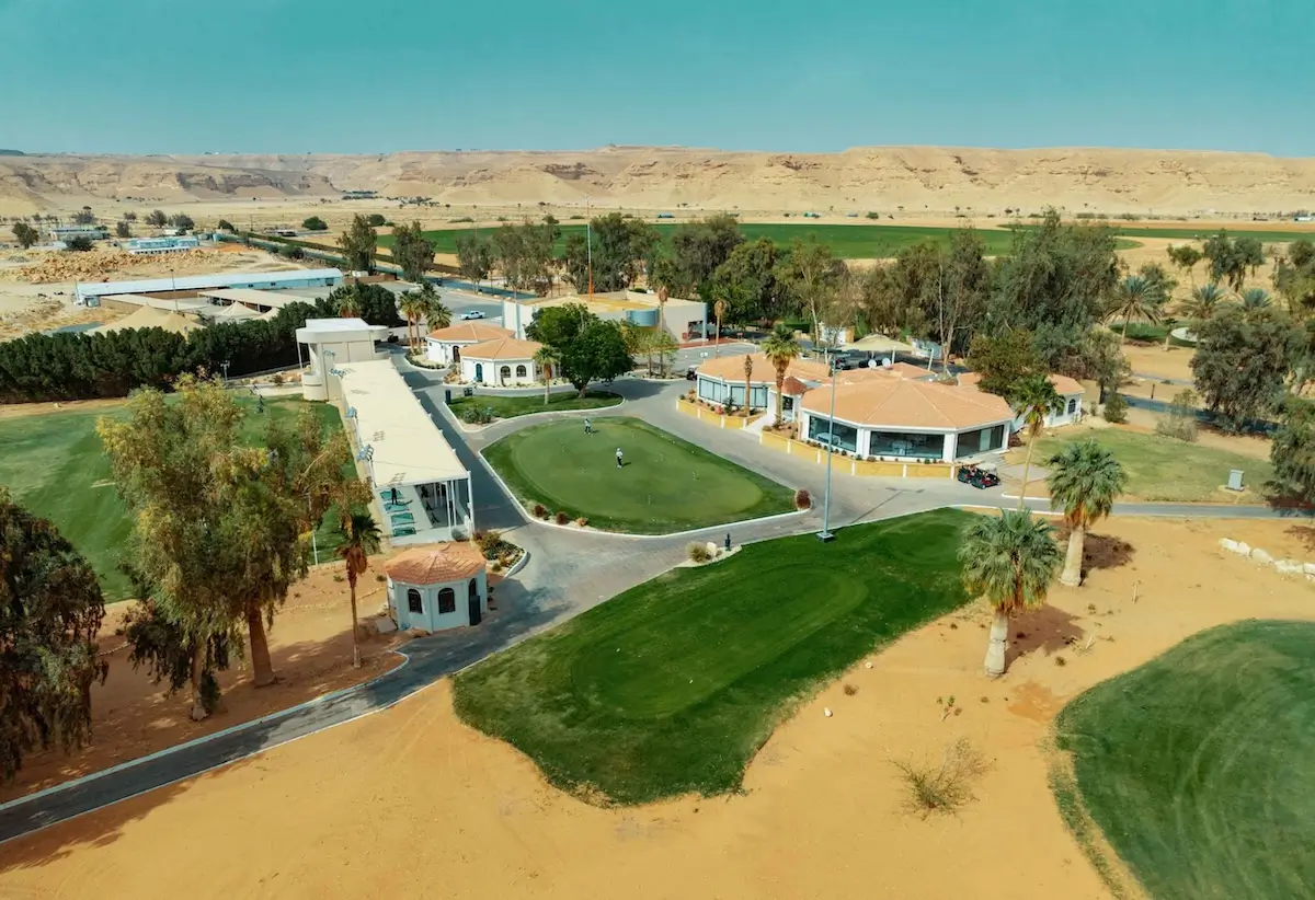 Dirab Golf & Country Club