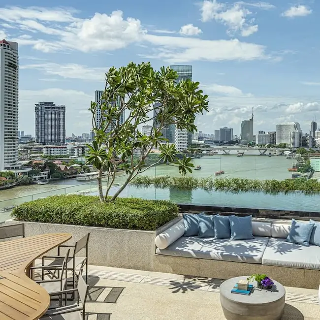 Four Seasons Hotel Bangkok