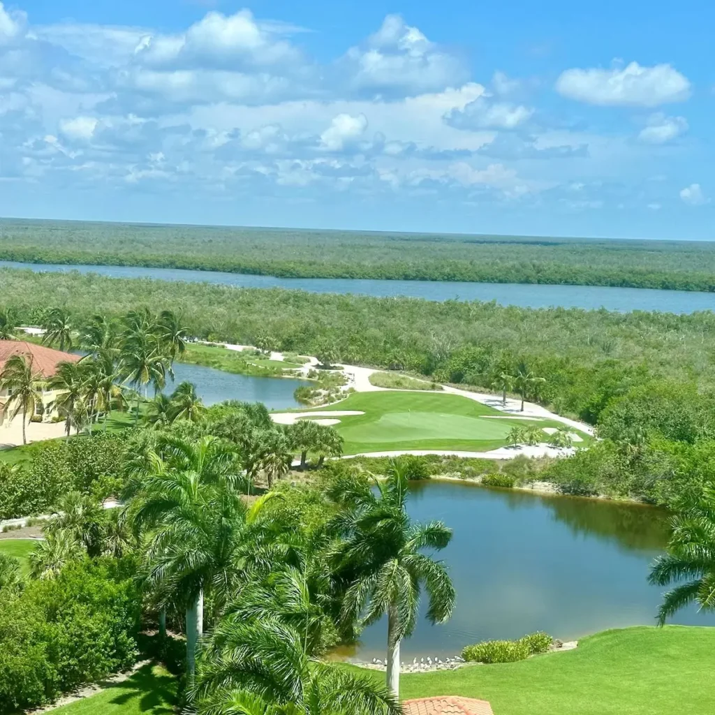 Hammock Bay Golf & Country Club