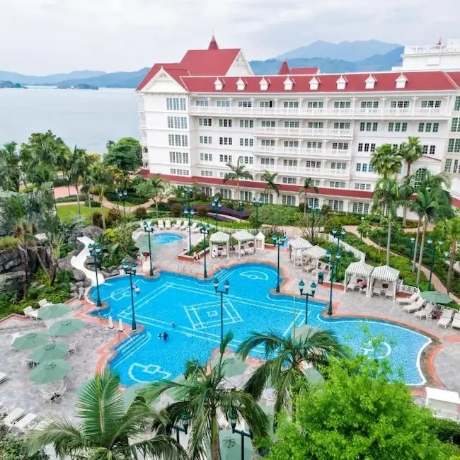 Hong Kong Disneyland Hotel