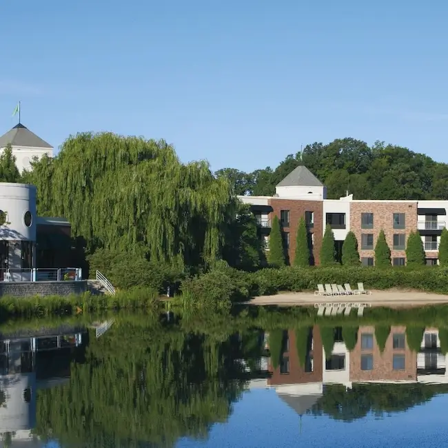 Inn on Woodlake