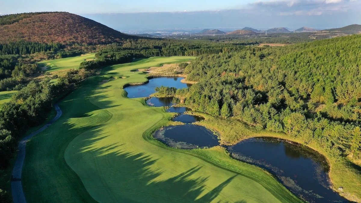 Nine Bridges Golf Club