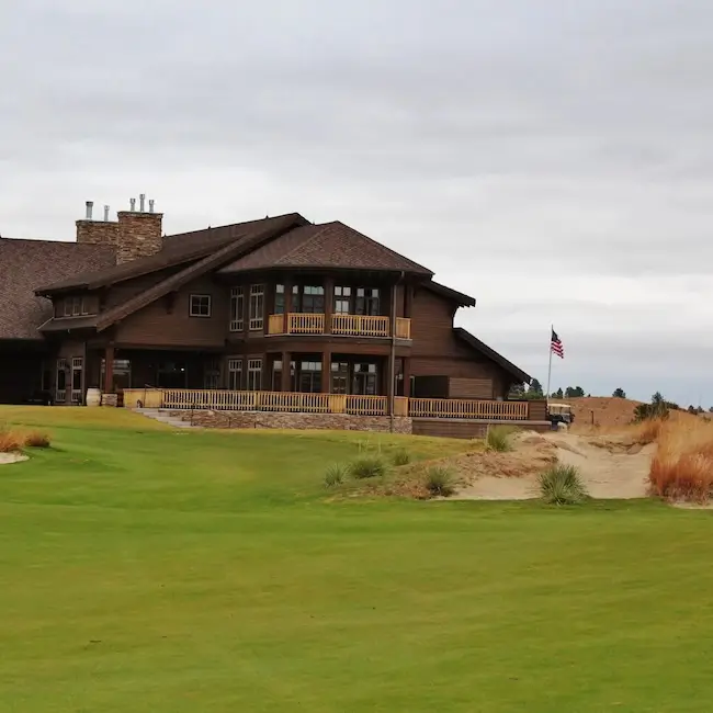 Sand Hills Lodge