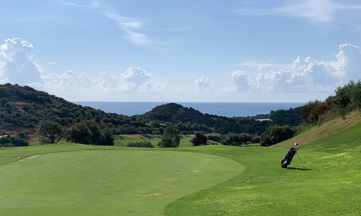 Tanka Golf & Country Club