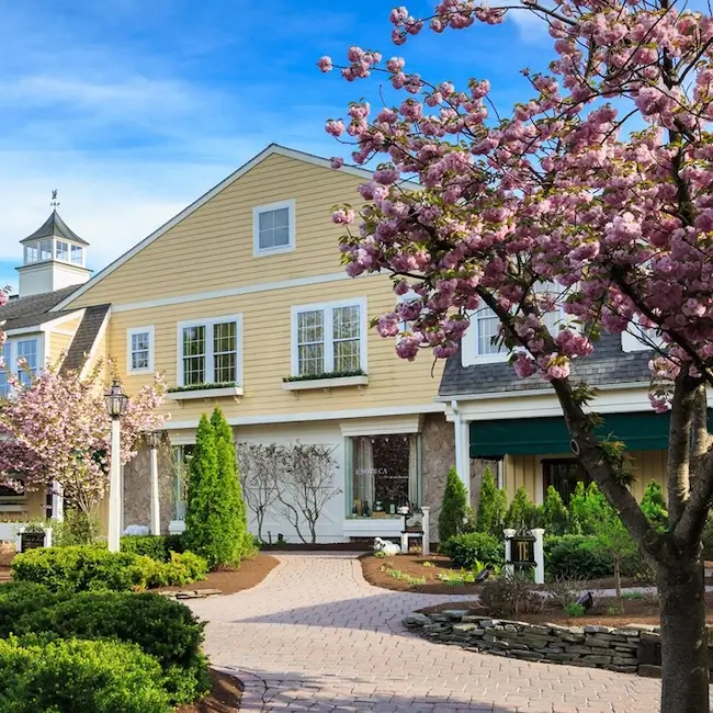 The Inn at Leola Village