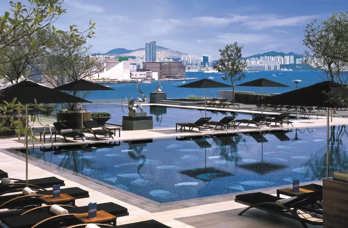 Four Seasons Hotel Hong Kong
