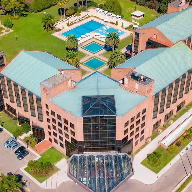 Sheraton Pilar Hotel & Convention