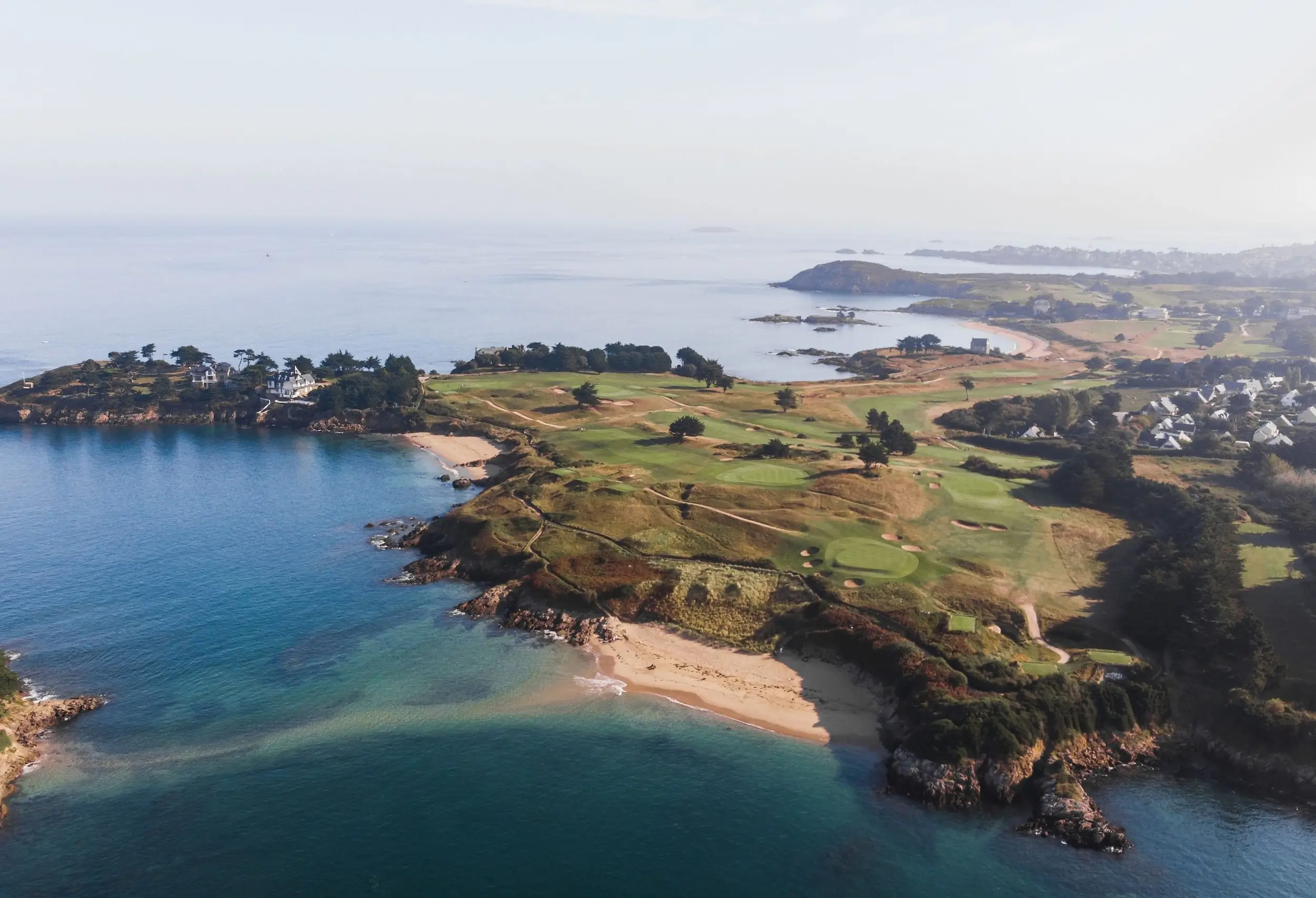 Jouer au golf en Bretagne