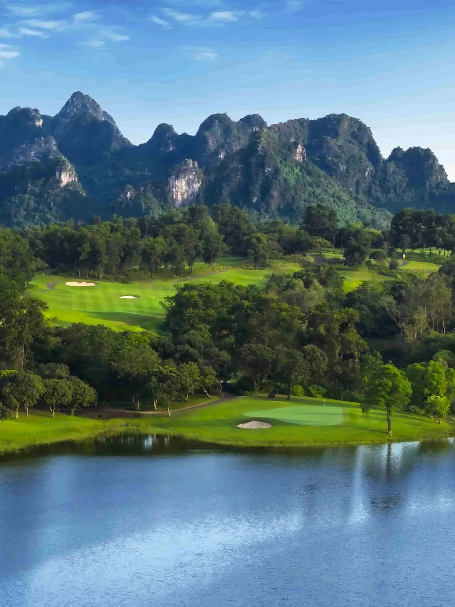 Sky Lake Resort & Golf Club