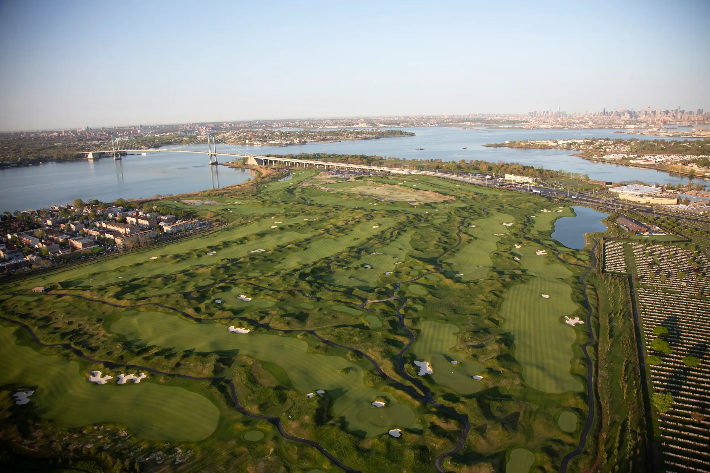 Bally's Golf Links