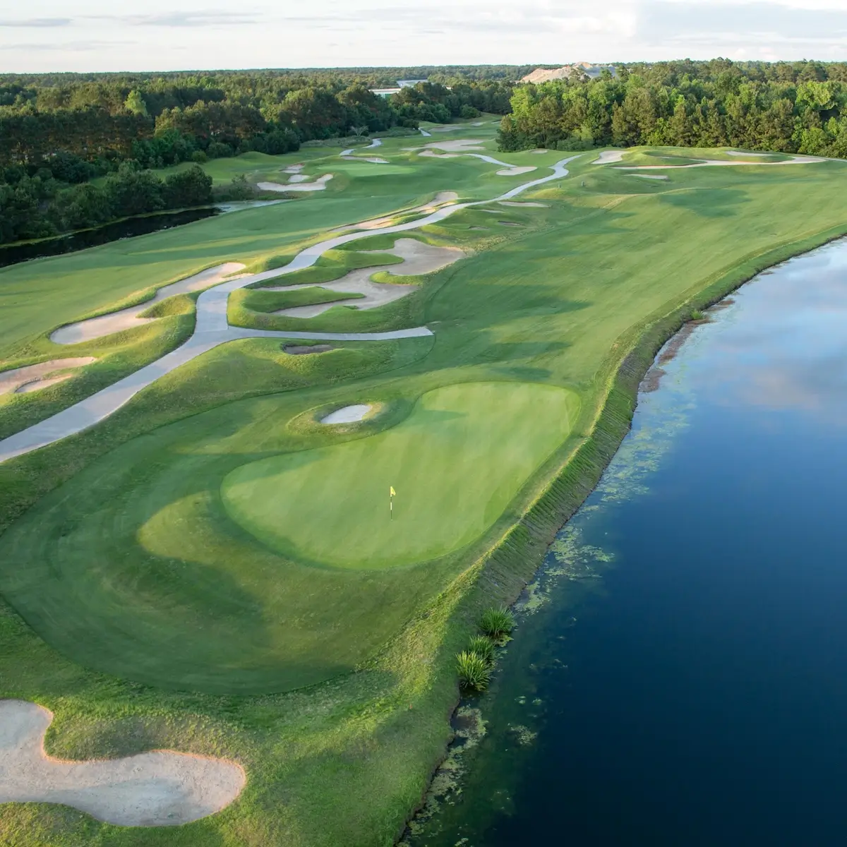 Barefoot Resort & Golf
