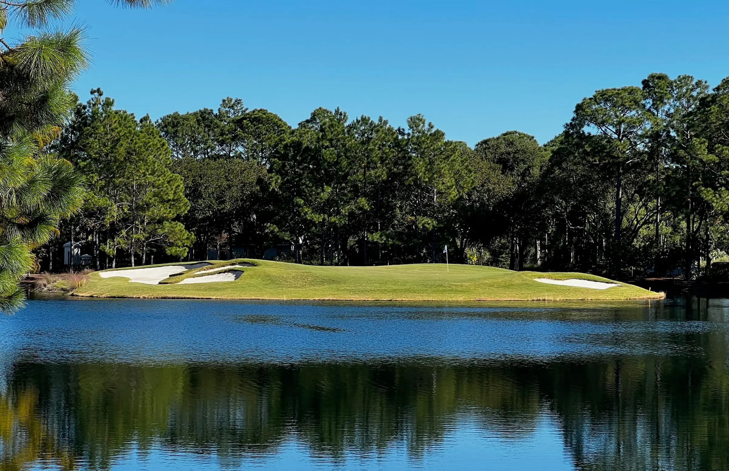 Raven Golf Club