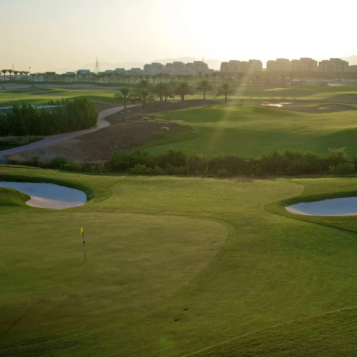 LA VIE Country Club