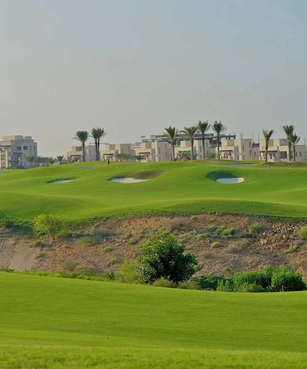 LA VIE Country Club