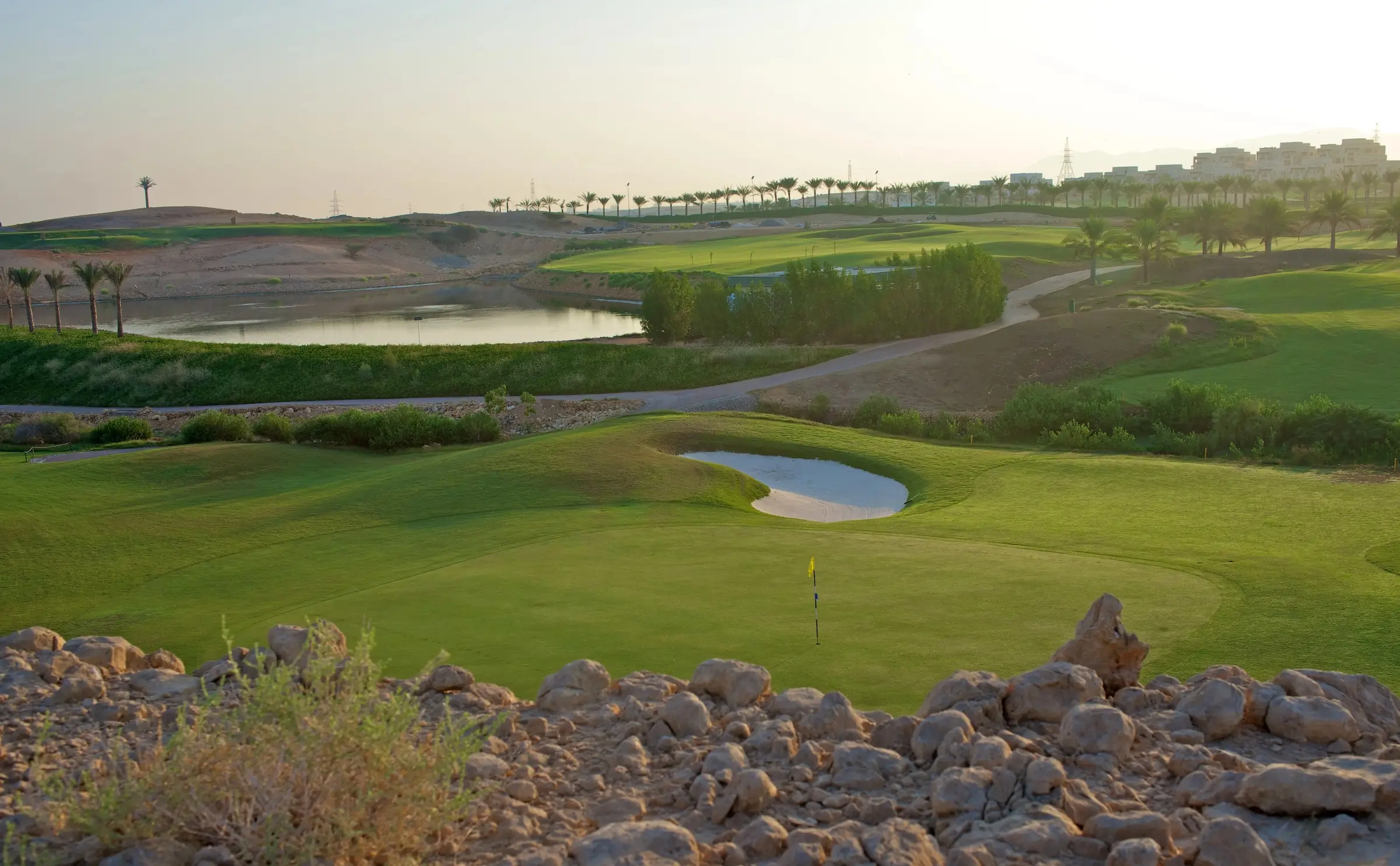LA VIE Country Club