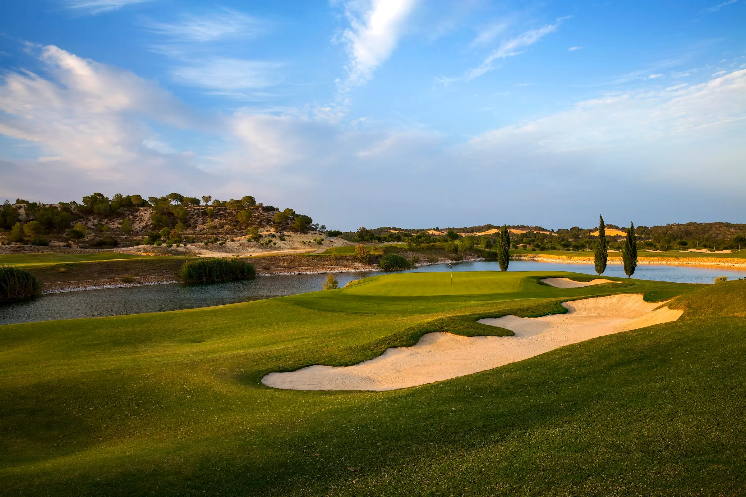 Las Colinas Golf & Country Club