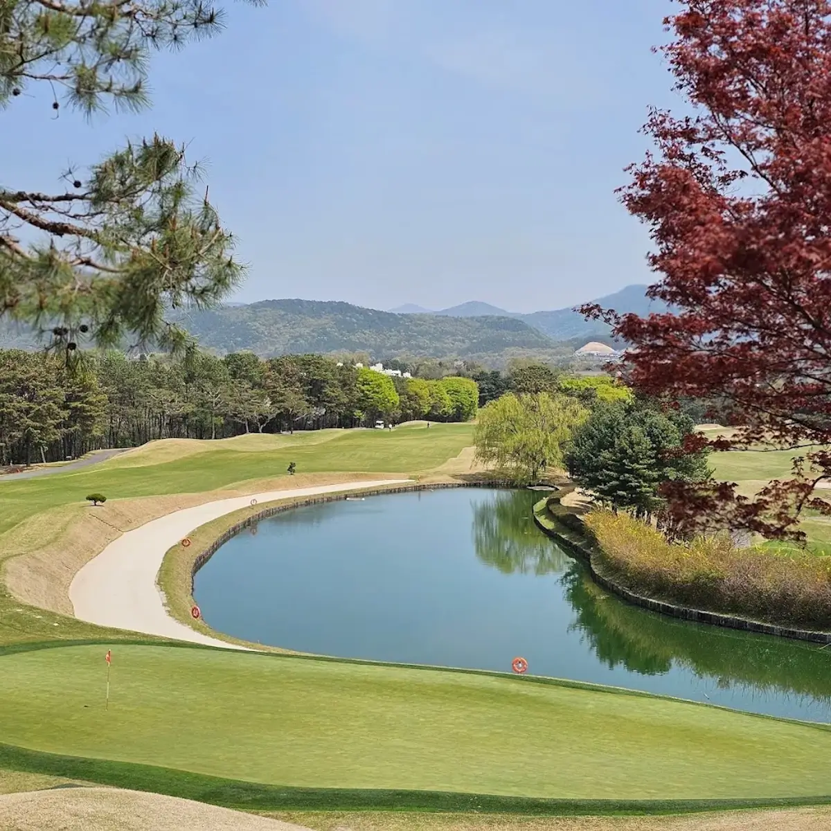 Woo Jeong Hills Country Club