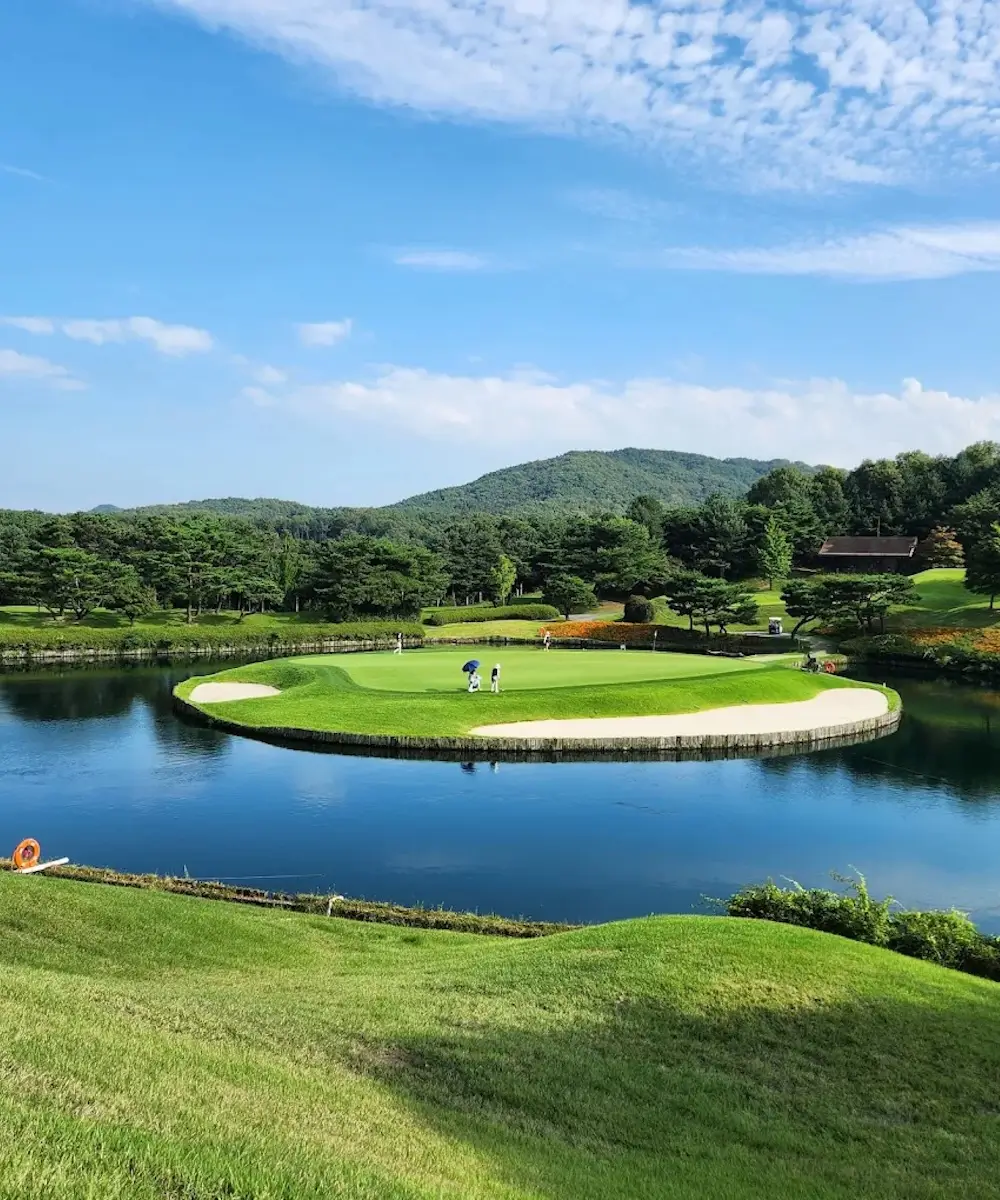 Woo Jeong Hills Country Club